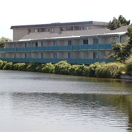 Coral Reef Inn & Condo Suites Alameda Exterior photo